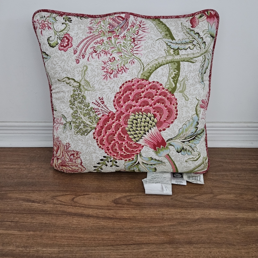 Decorative cushion